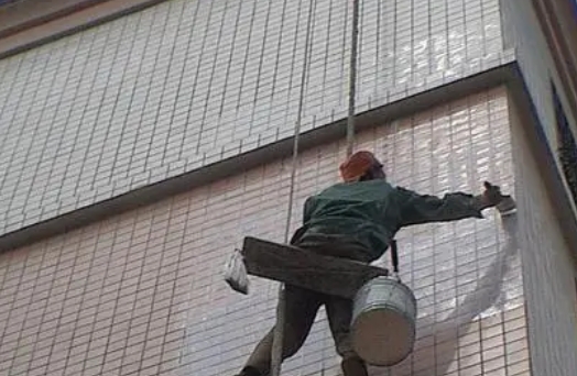 青岛市卫生间漏水维修公司分享下青岛市外墙防水的必要性。